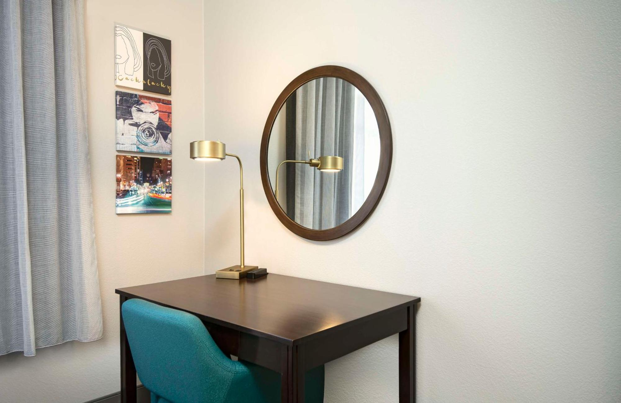 Hampton Inn & Suites - Raleigh Downtown Bagian luar foto