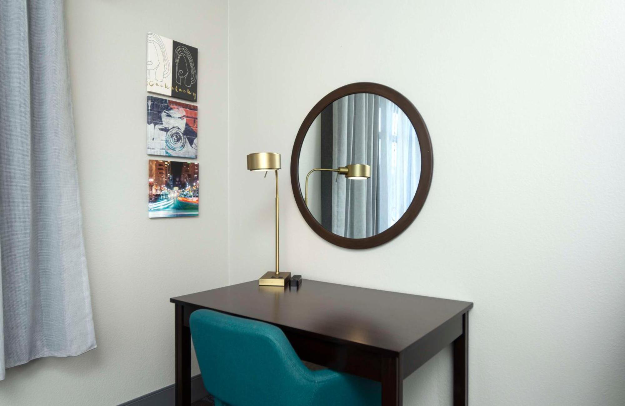 Hampton Inn & Suites - Raleigh Downtown Bagian luar foto