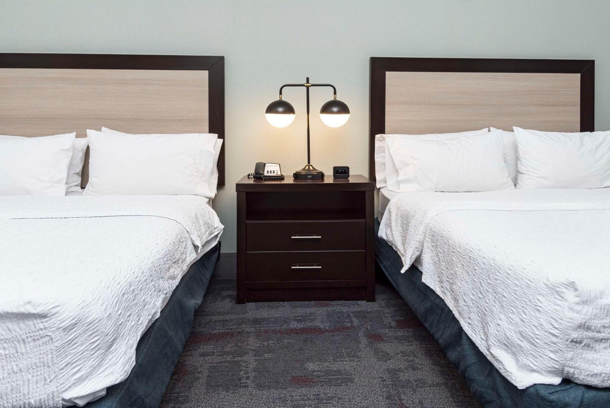 Hampton Inn & Suites - Raleigh Downtown Bagian luar foto